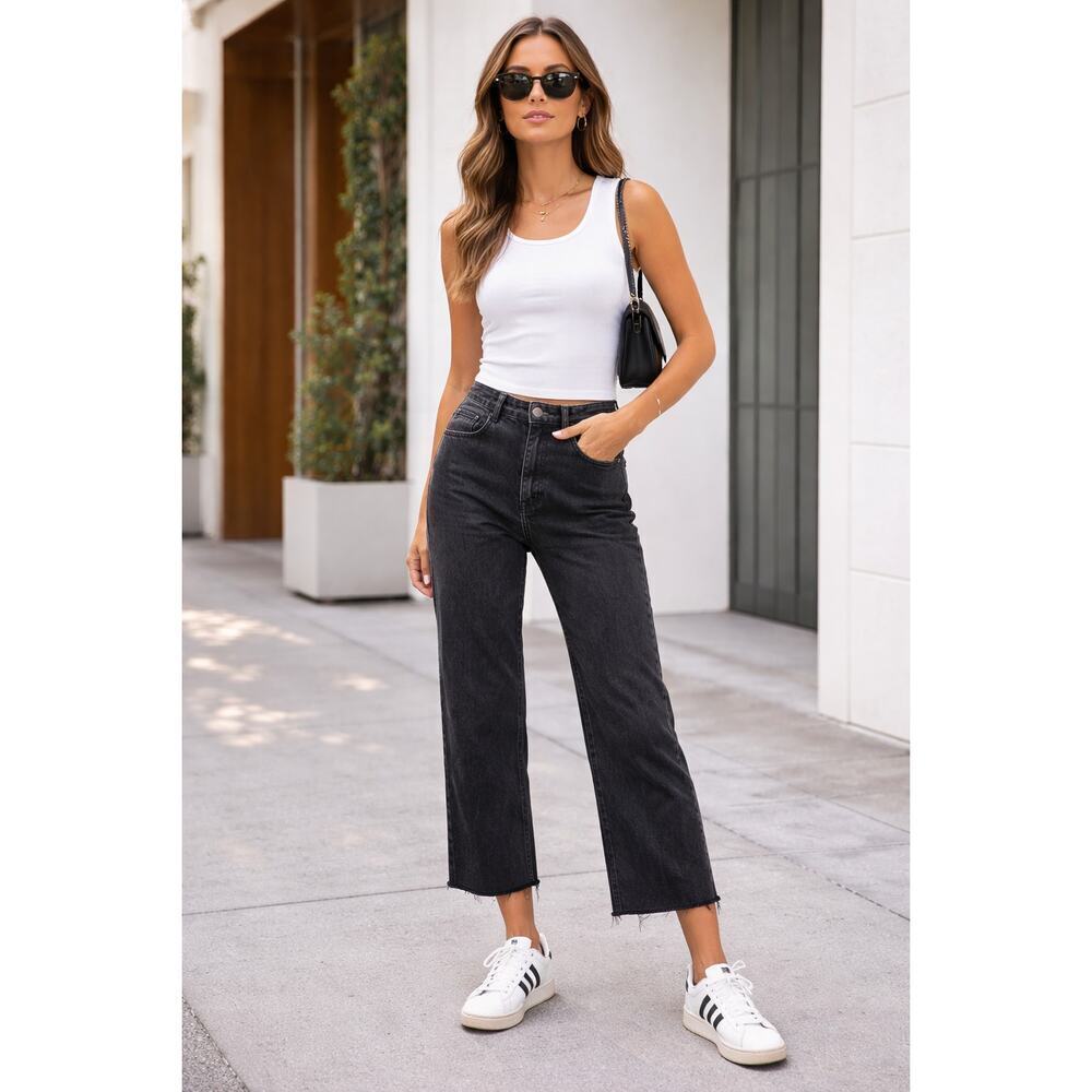 Amuse Society Black Straight Leg Cropped Jeans – Size 28 Raw Hem